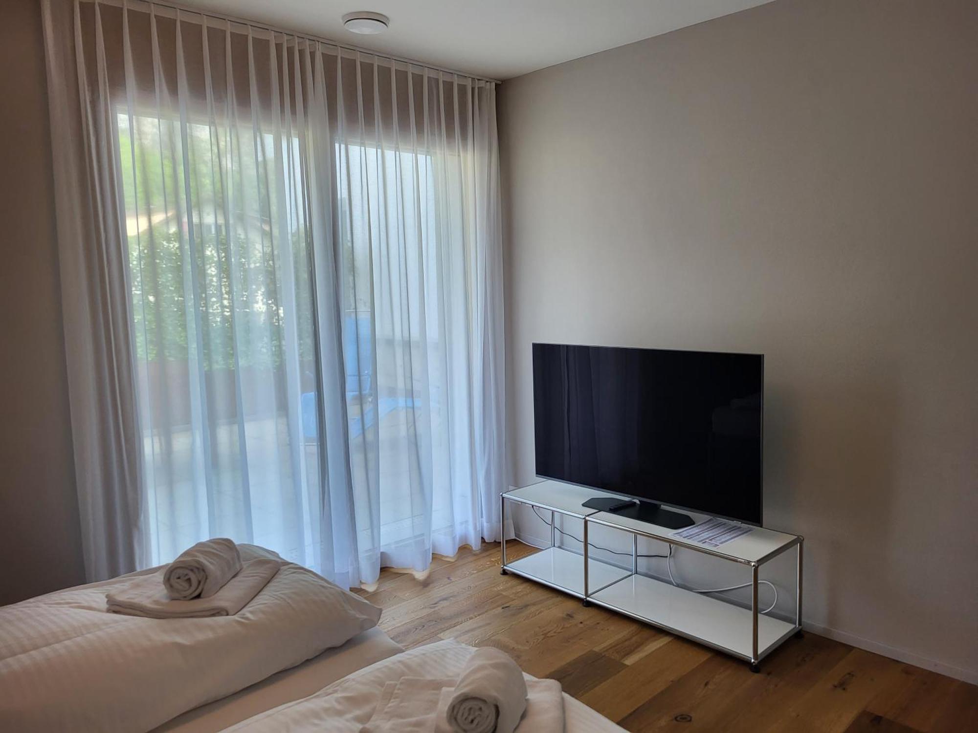Modern City Apartments Интерлакен Екстериор снимка