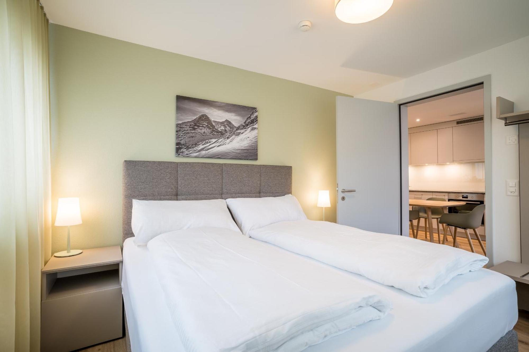 Modern City Apartments Интерлакен Стая снимка