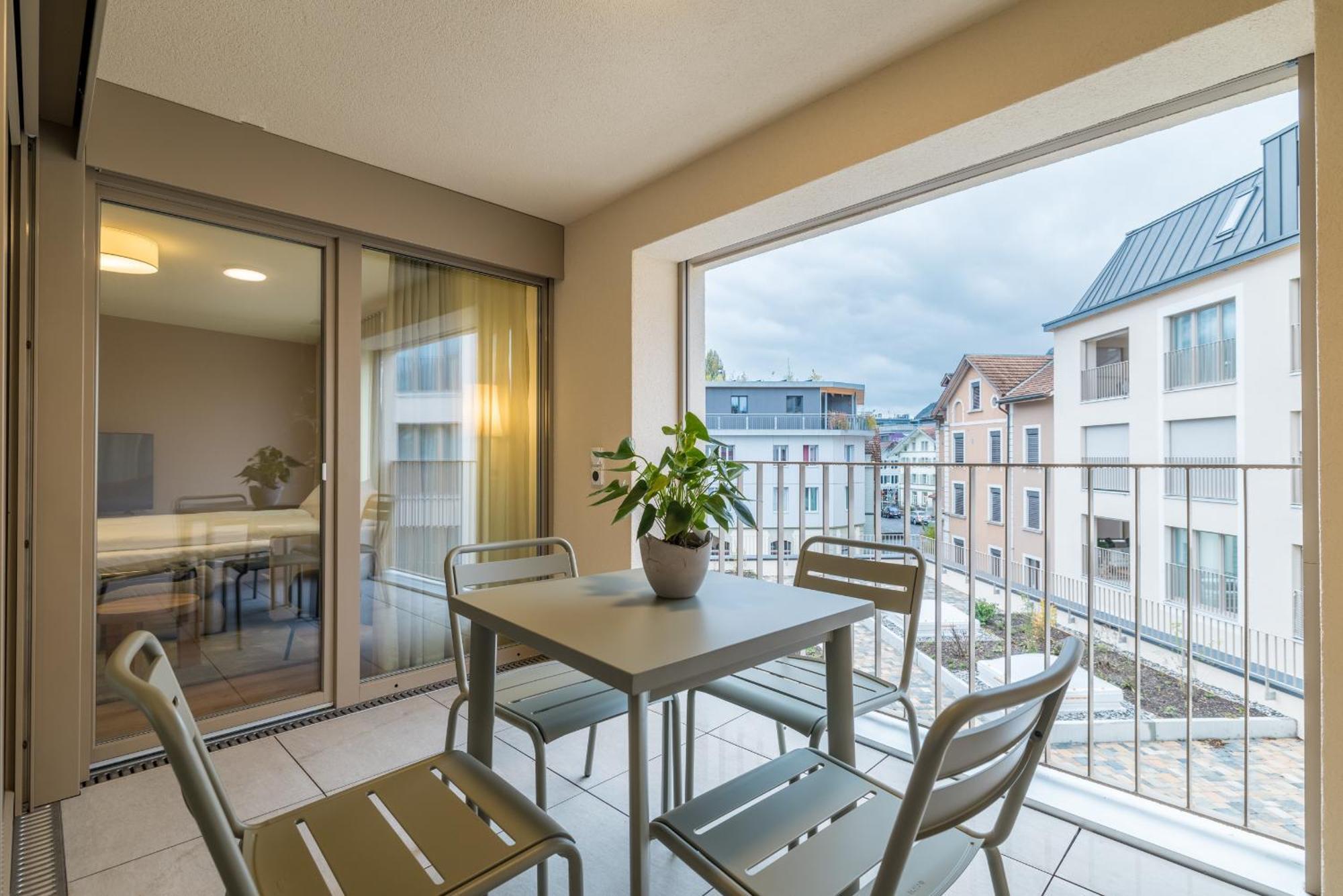 Modern City Apartments Интерлакен Екстериор снимка
