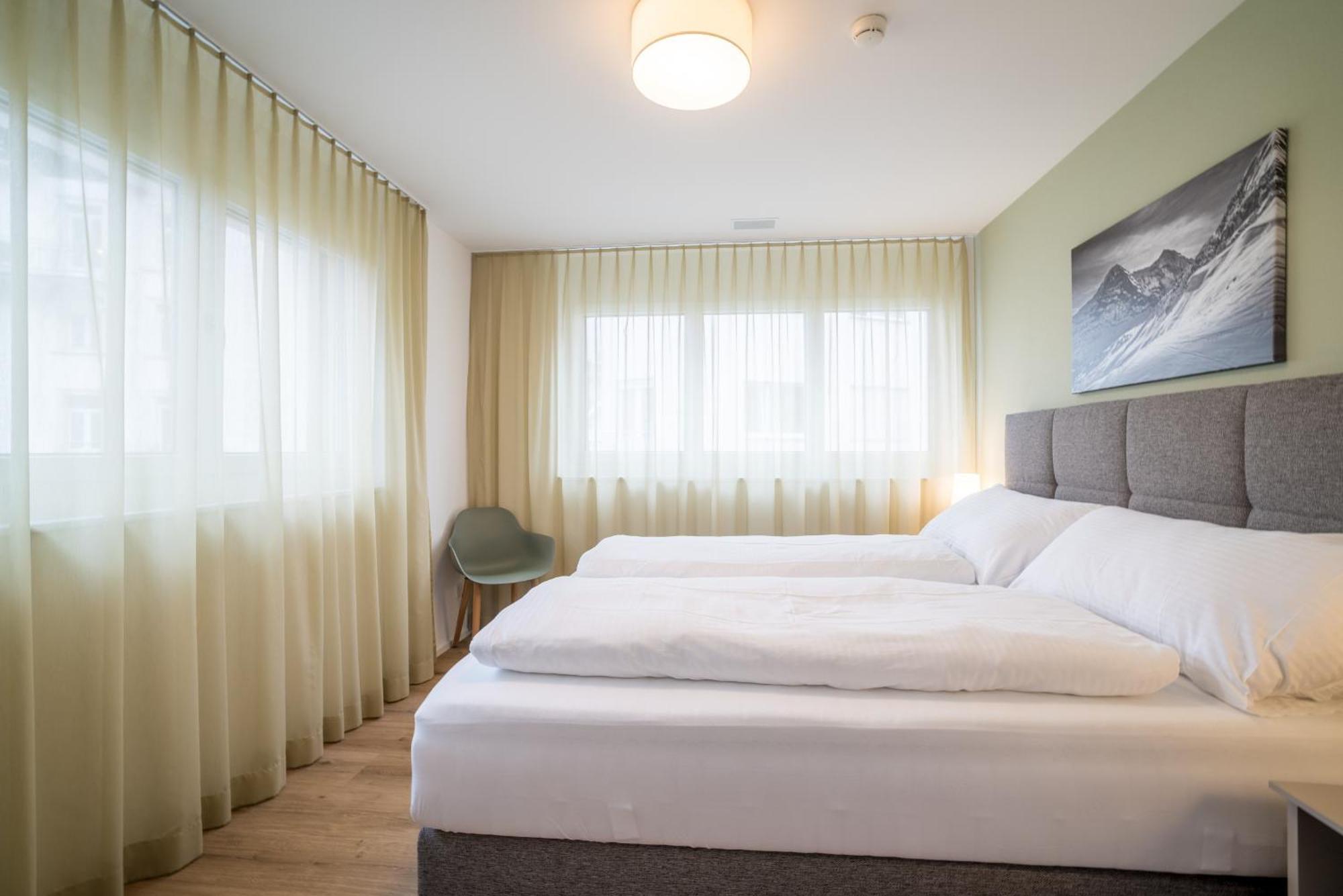 Modern City Apartments Интерлакен Екстериор снимка